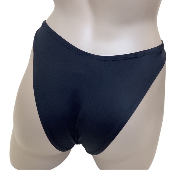 Indecent Proposal Made by Zuliana Hot & Sexy bright wet look bikini set - Picture 6 of 6